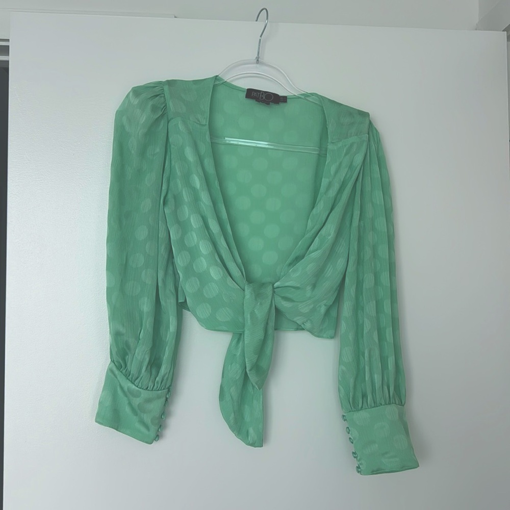 Patbo long sleeve front tie size small green polkadot top